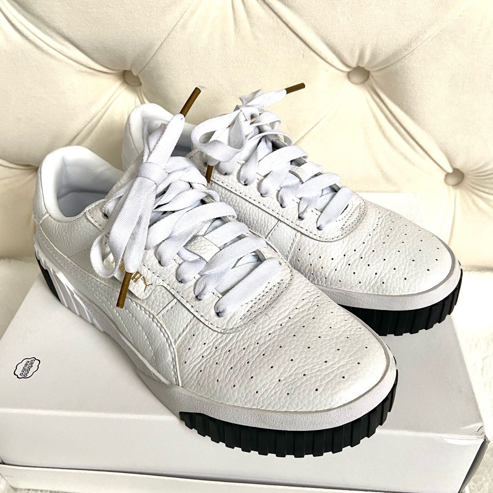 Puma Women’s Size 7.